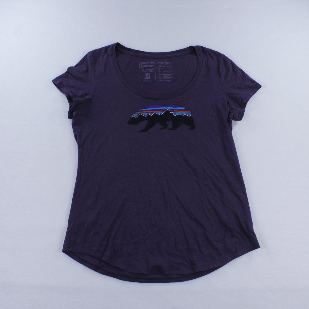Patagonia Women's Fitz Roy Bear Organic Cotton Scoop Neck T-Shirt Size S Purple
